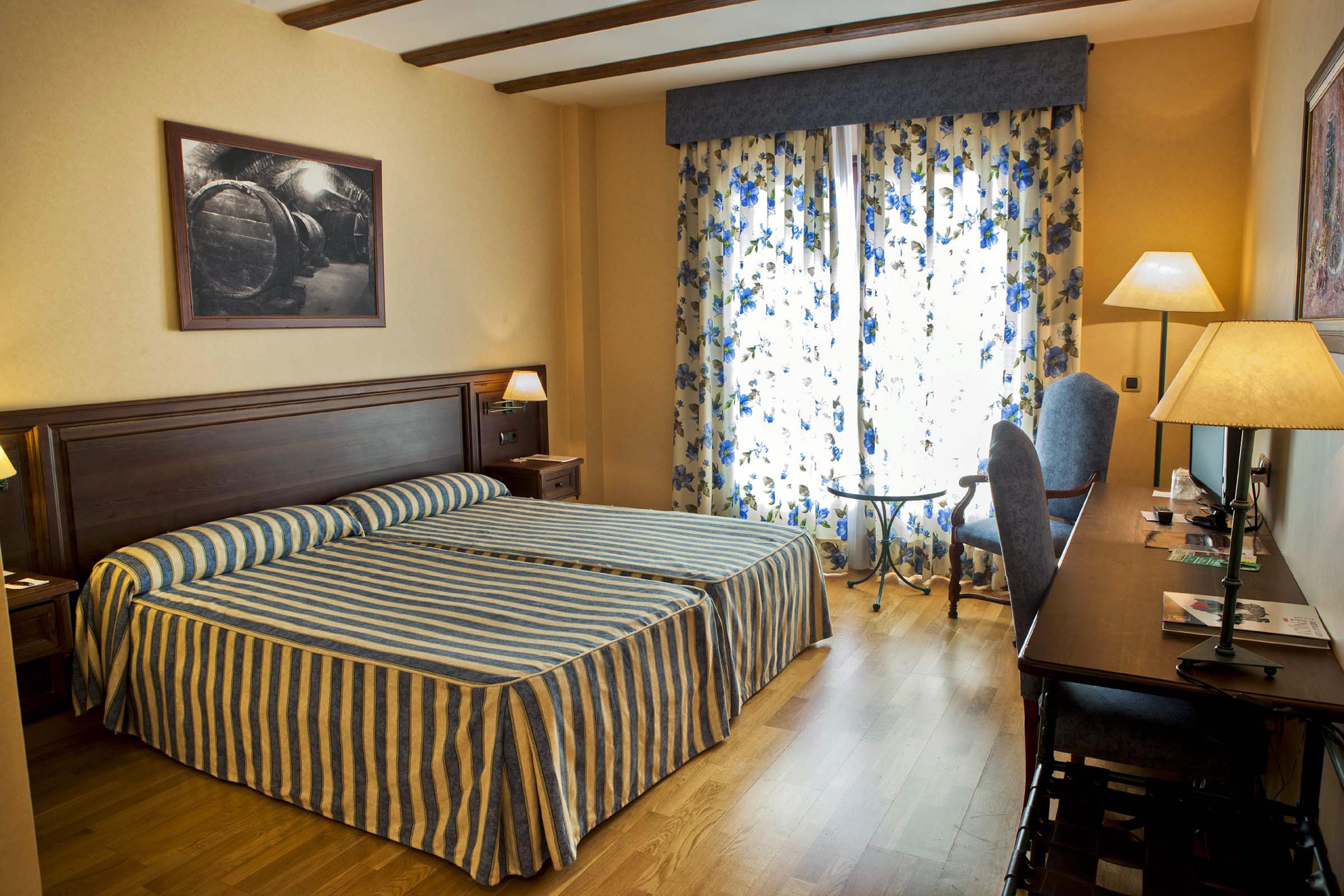 Hotel Spa Tudanca Aranda Fuentespina Exterior photo